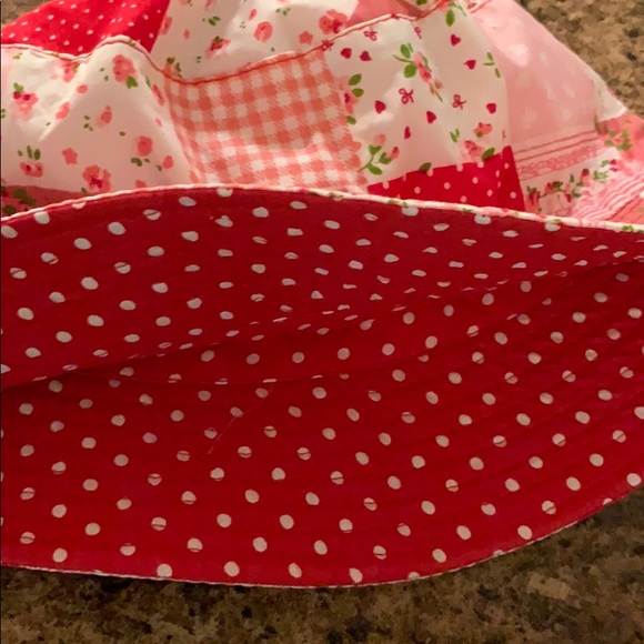 **WHOLESALE** Reversible Kids Bucket Hats - Picture 9 of 10